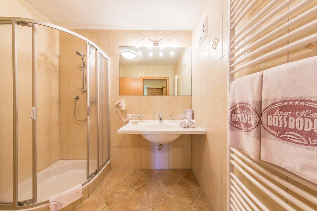 Residence Rossboden Mit Hallenbad Verano Екстериор снимка
