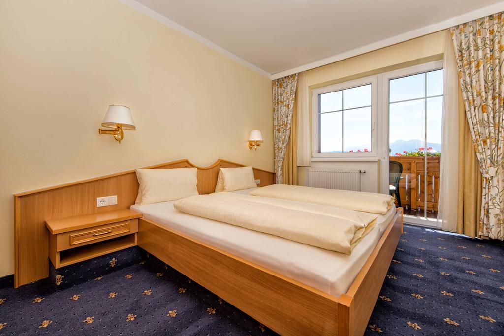 Residence Rossboden Mit Hallenbad Verano Екстериор снимка